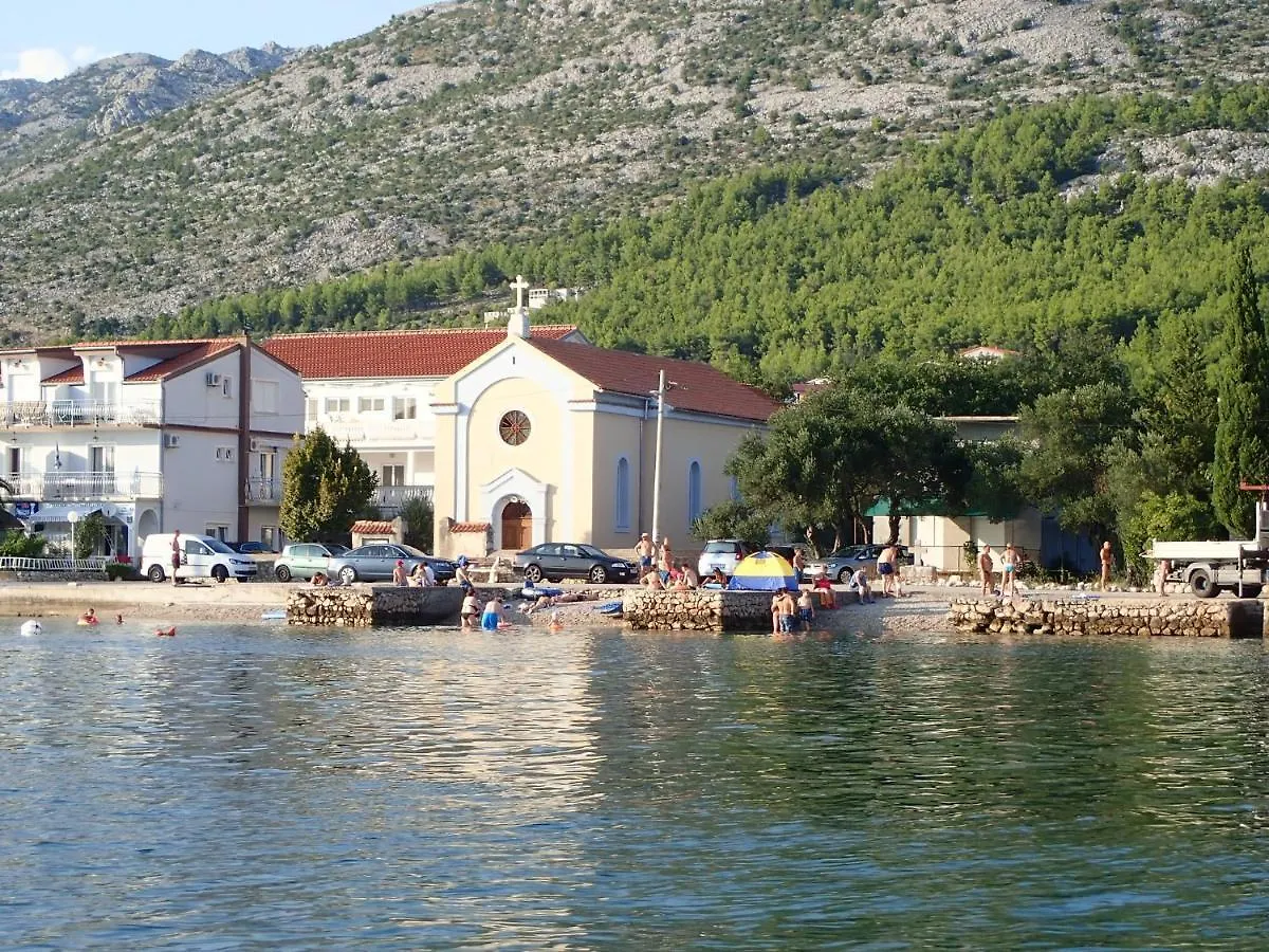 Apartments Falk Starigrad Paklenica Croatia