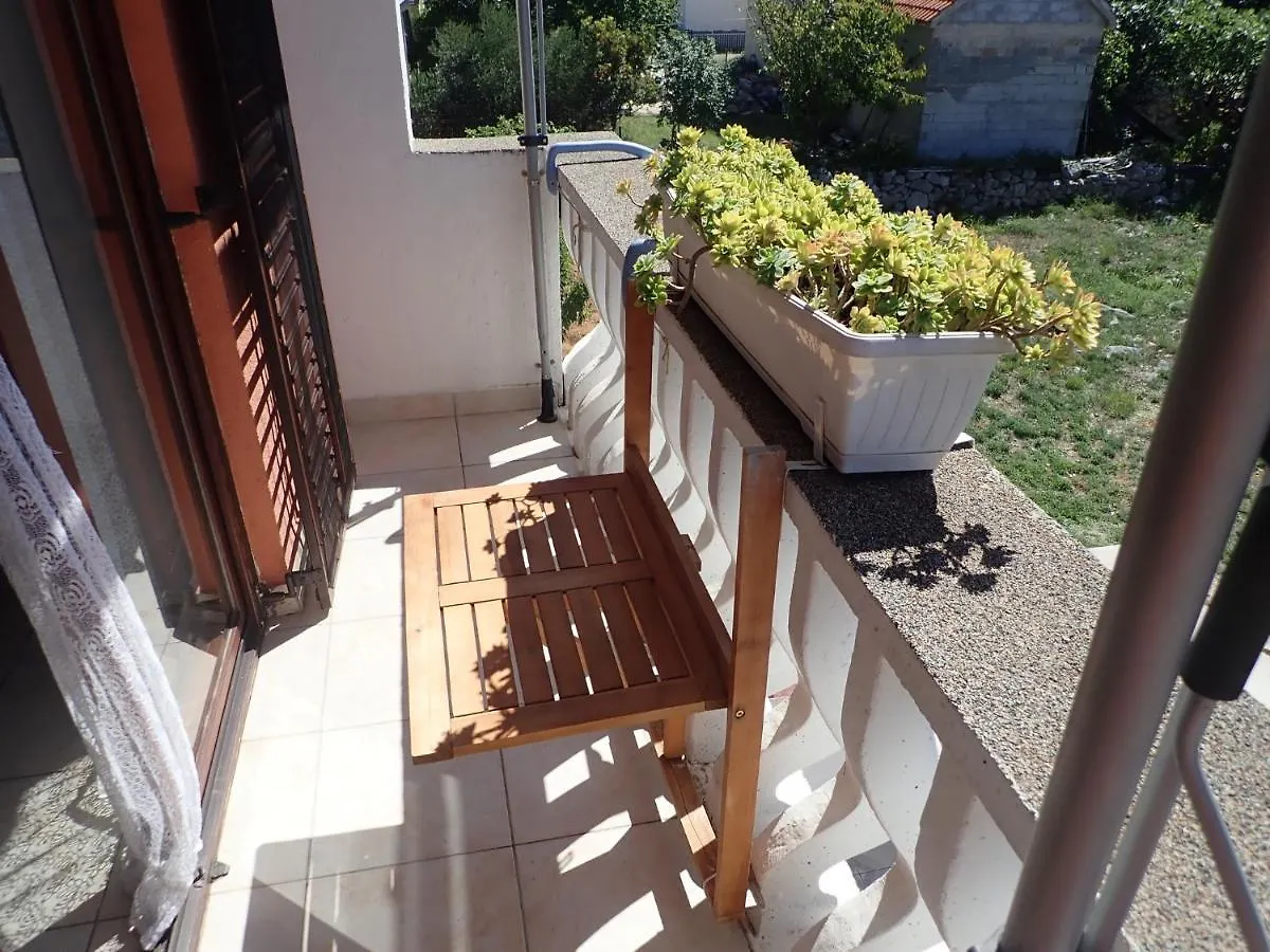 Apartments Falk Starigrad Paklenica