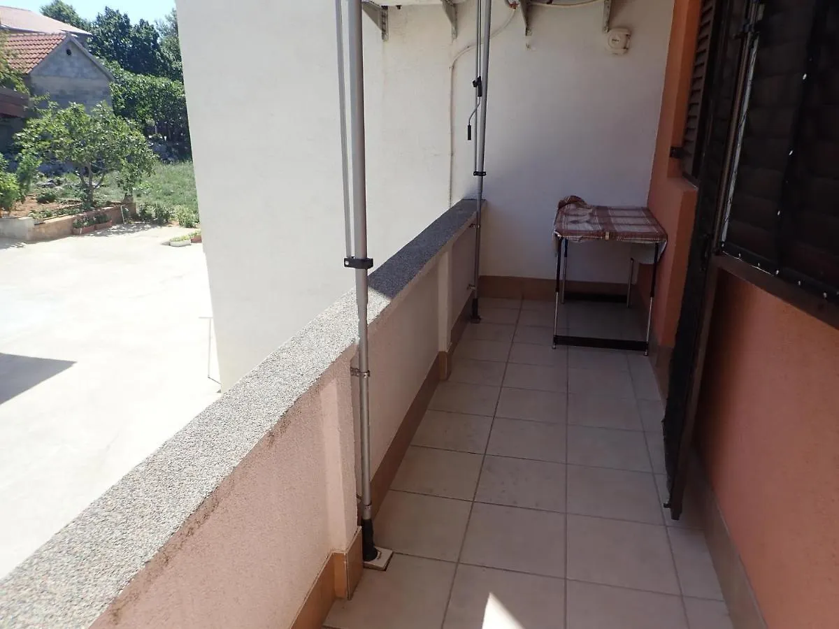 Apartments Falk Starigrad Paklenica