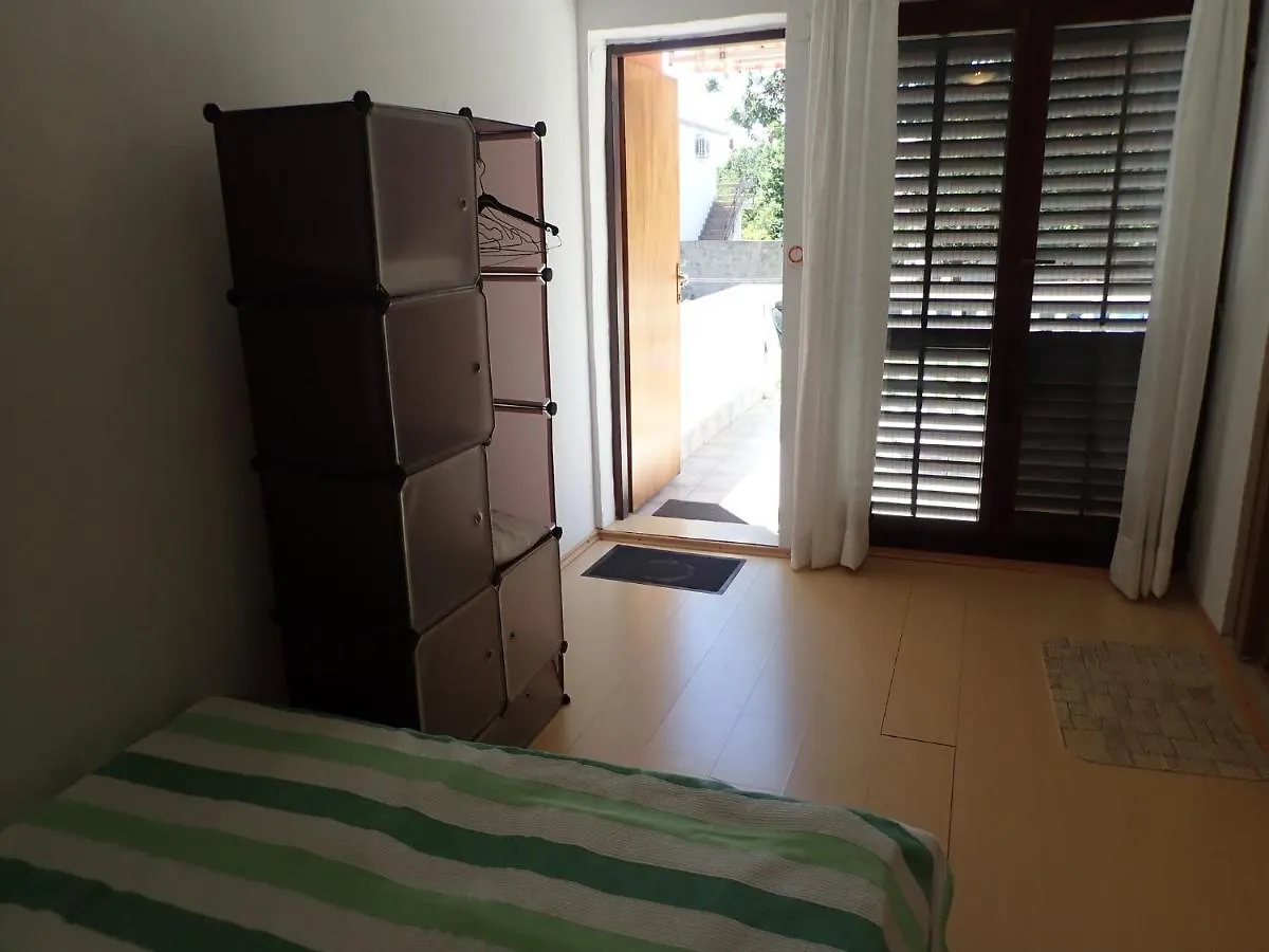 Apartments Falk Starigrad Paklenica